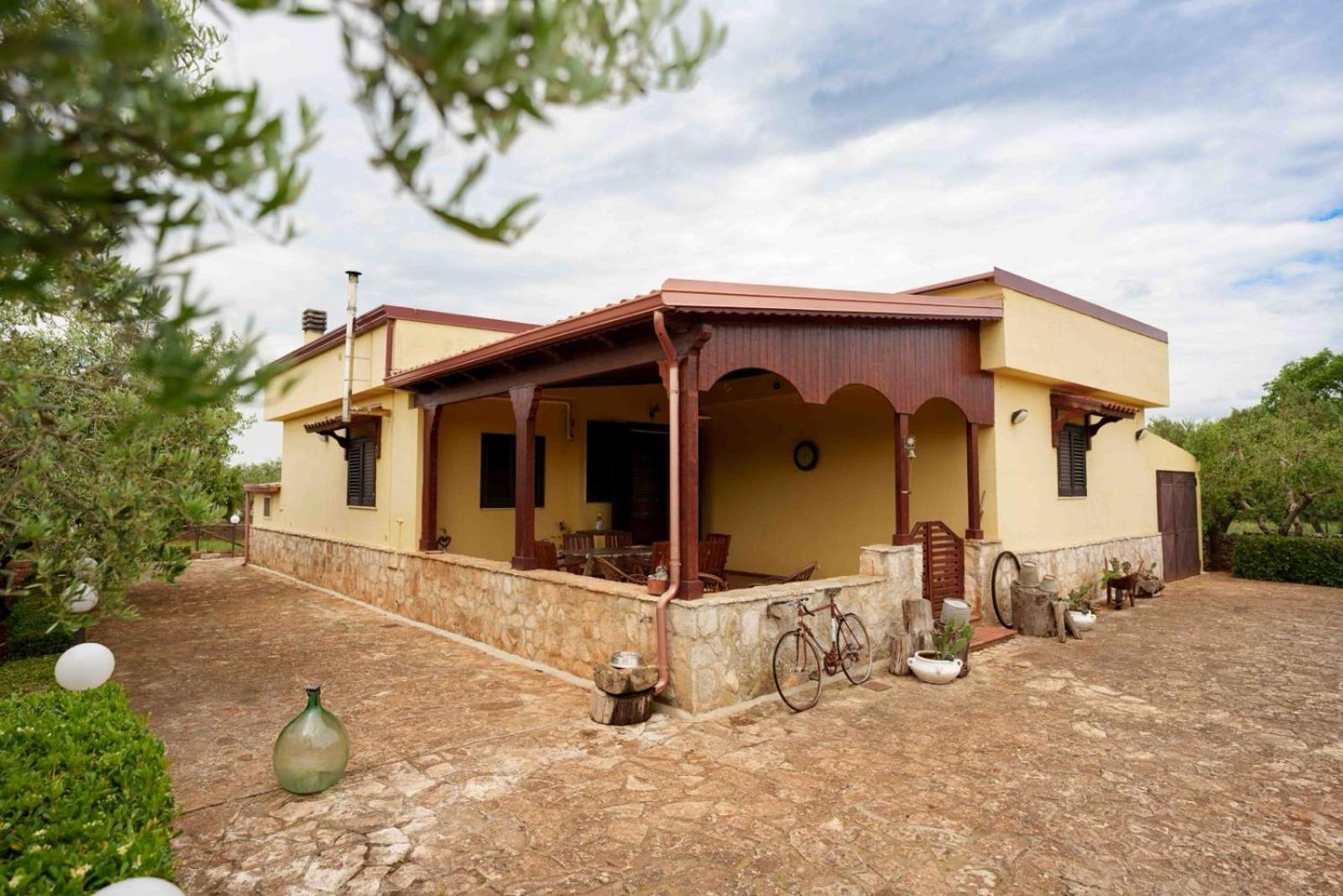 Villa Mario Mottola Buitenkant foto